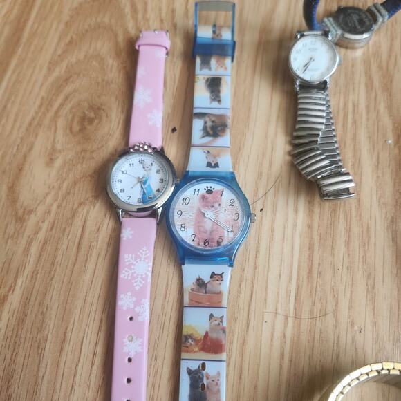 Fossil Geneva Relic Assorted Wristwatch Lot Untested Bands Repair Parts Quartz main image 8